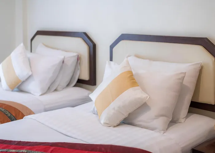 Guest house: Manee Cool Mueang