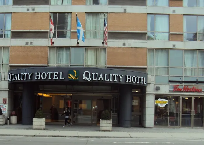 Resort: Quality Hotel Downtown Montreal