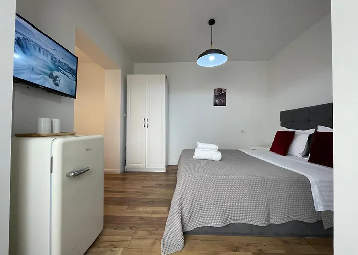 Central Studio Apartments