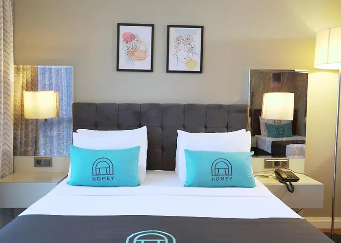 Homey Airport Hotel