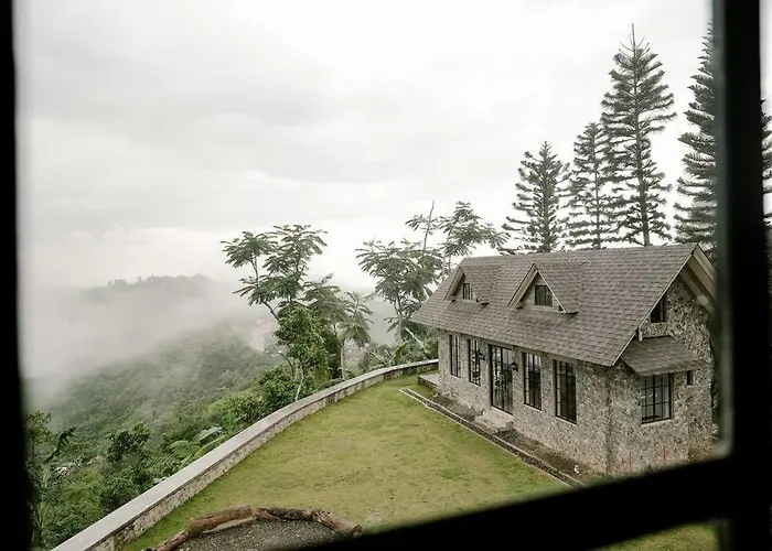 Pet Friendly hotel: The Old Country Stone House