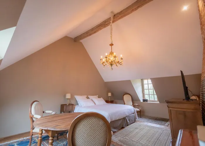 Les chambres de Charnay - Calme Charme Clim et Confort Piscine à 5 mn du péage