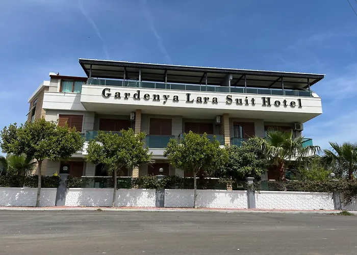  Gardenya Lara Suit