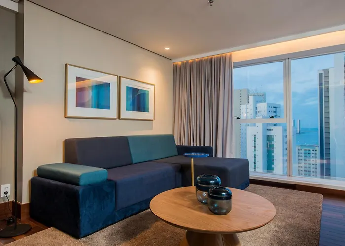 Hotel perto da faculdade: Hotel Luzeiros Recife