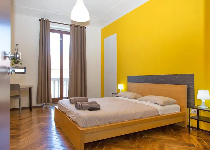  Guest House Turin Metro Young