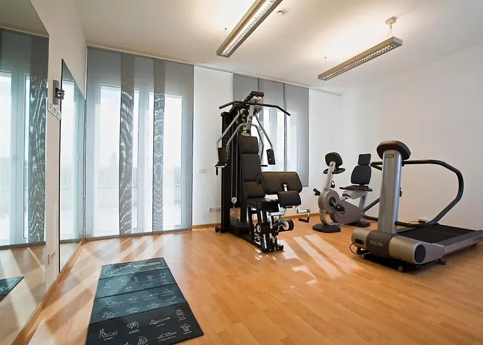 Card International Hotel