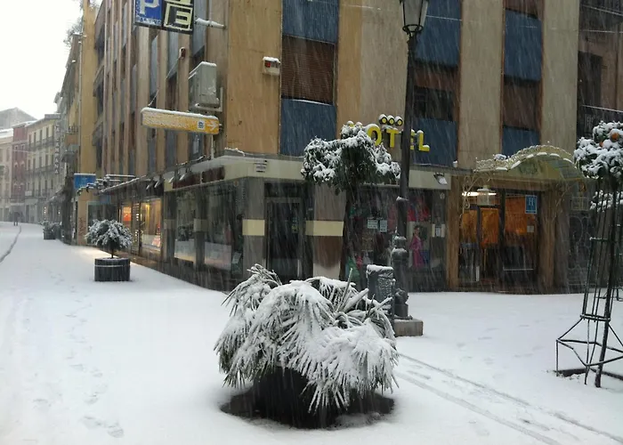 Resort: Hotel Sacromonte