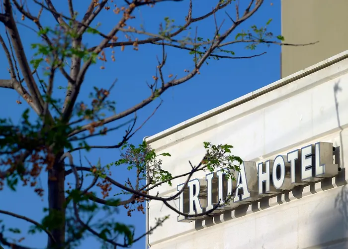 Irida Hotel