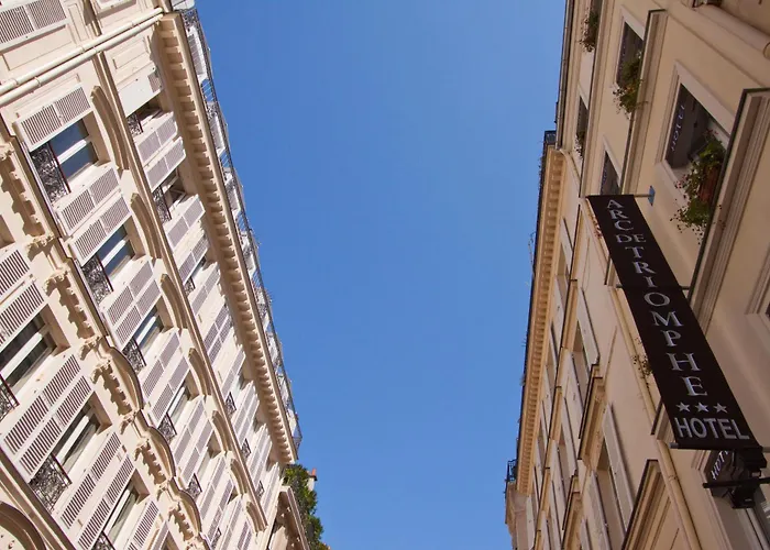 Family Hotel: Arc De Triomphe