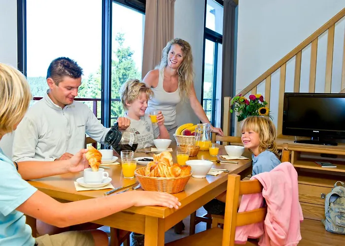 Hôtel accueillant les animaux: Résidence Goélia Le Domaine de Castella