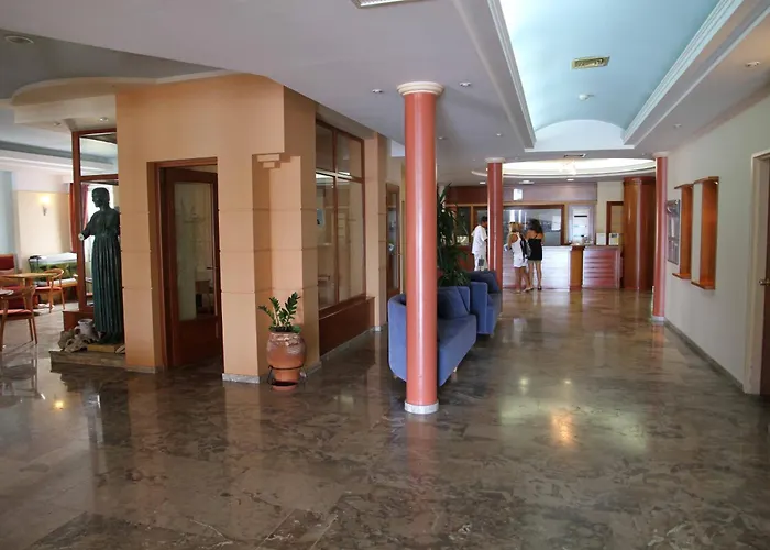 Hôtel de plage: Astron Hotel