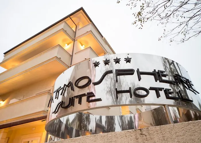 Self Catering: Atmosphere Suite Hotel
