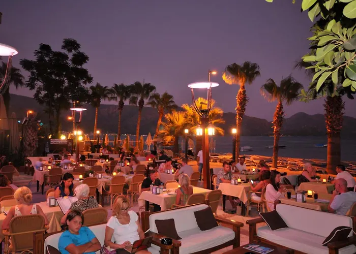 Maris Beach