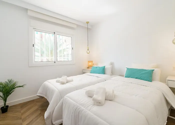 Marbella Playa With Pool &100M From Sea - Happy Rentals