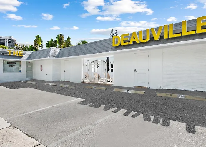 Hotel: The Hotel Deauville