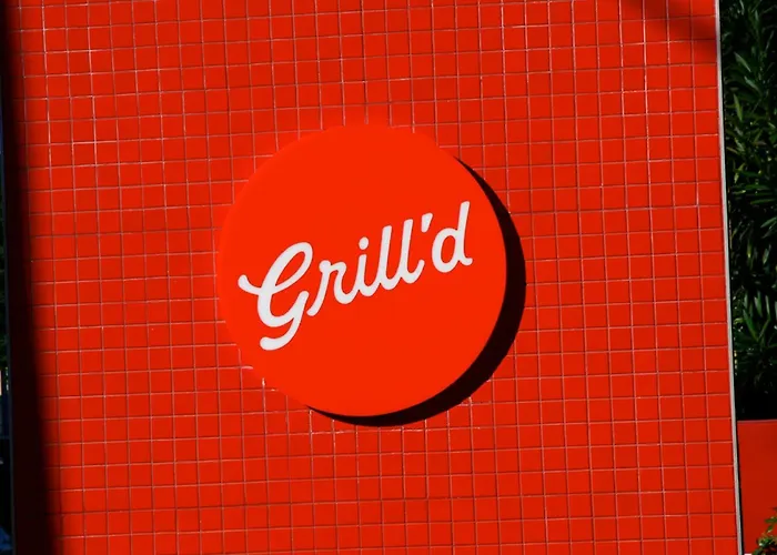 Hotel: Domain Serviced Apartments