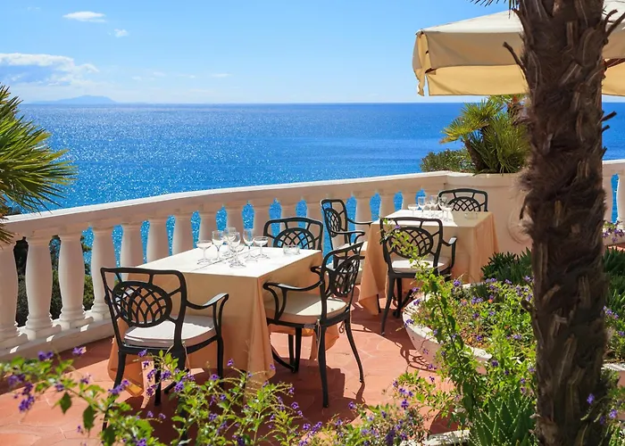 Grand Hotel Le Rocce