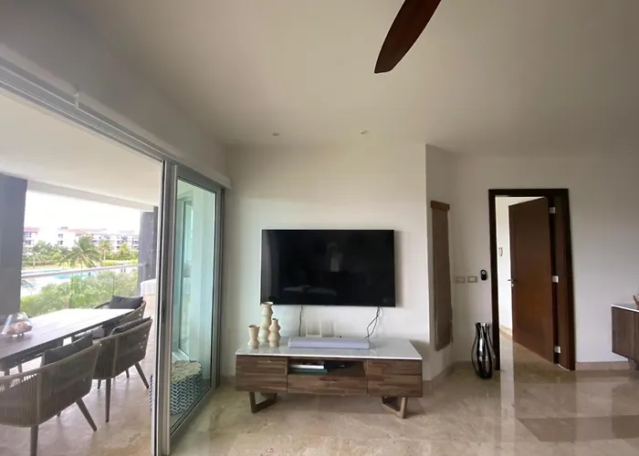 Mareazul Beach Front Condos At Playa Del Carmen