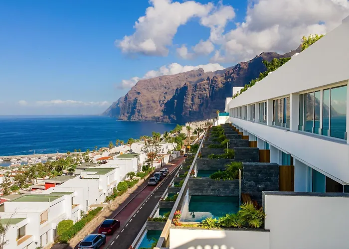 Aquasuites Luxury Penthouse A01