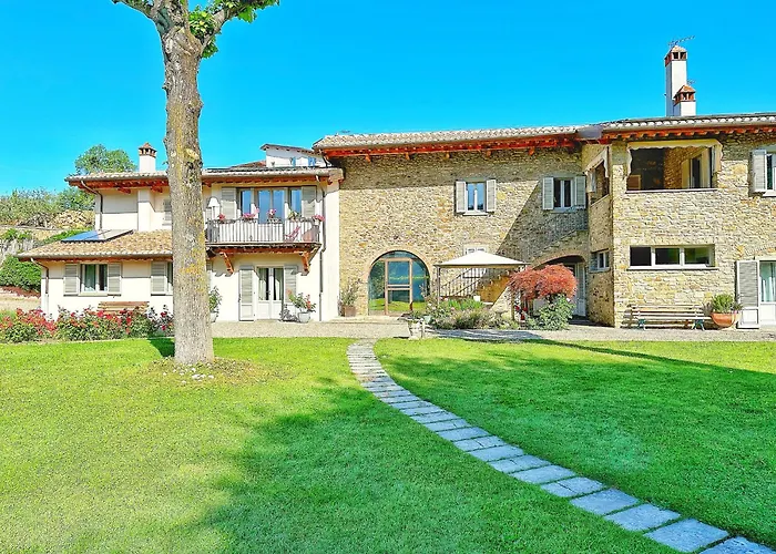 Villa i Cipressi