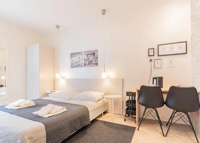 L&B Old Town Studio Apartments