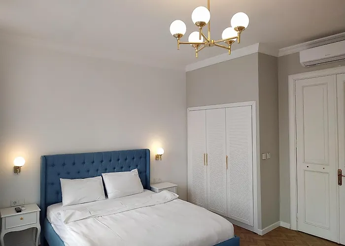 Verna Hotel
