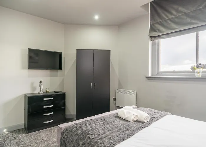 Hotl Aparts Huddersfield