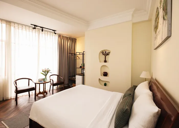 Hostel: 9 Hostel And Suites