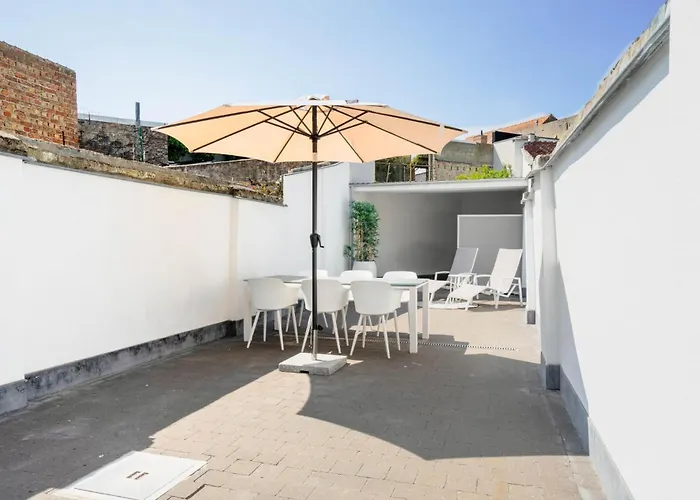Charming Ostend Home: Near Beach City Center