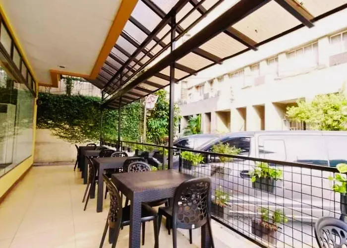 Cheap hotel: Arzo Hotel Grand Lodge