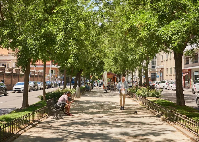 Apartamentos Juan Bravo