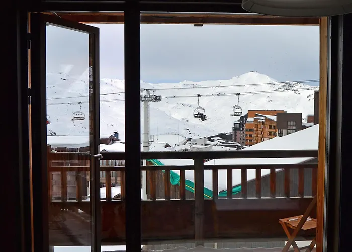 Pet Friendly hotel: Langley Hotel Tango