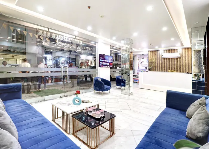 Emporio Dx - New Delhi Railway Station - Paharganj