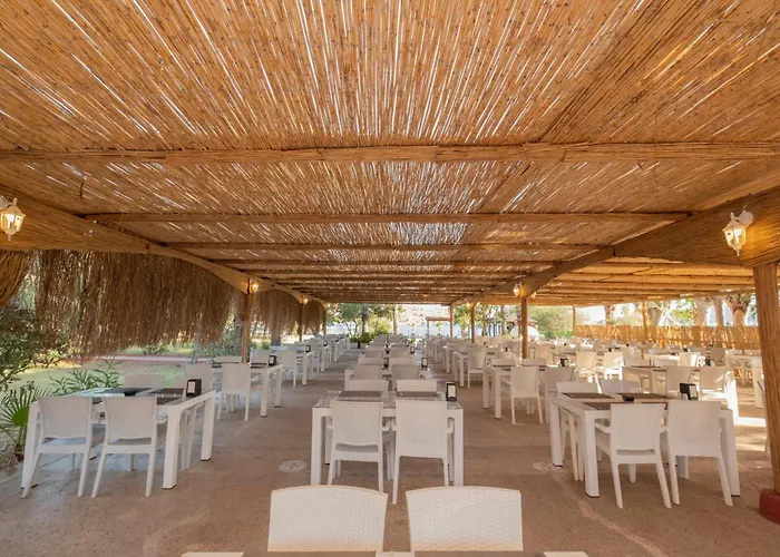 Ladonia s Del Mare (Adults Only)