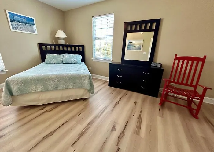 Cabin: Blue Dolphin Home