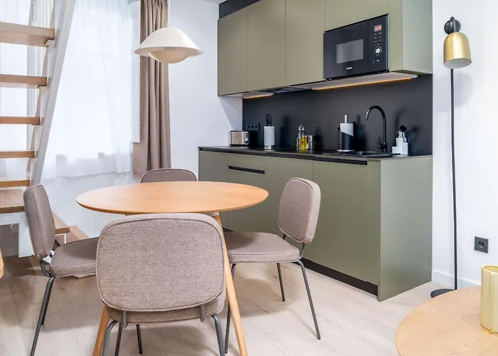 Limehome Santiago De Compostela Rua De Gomez Ulla
