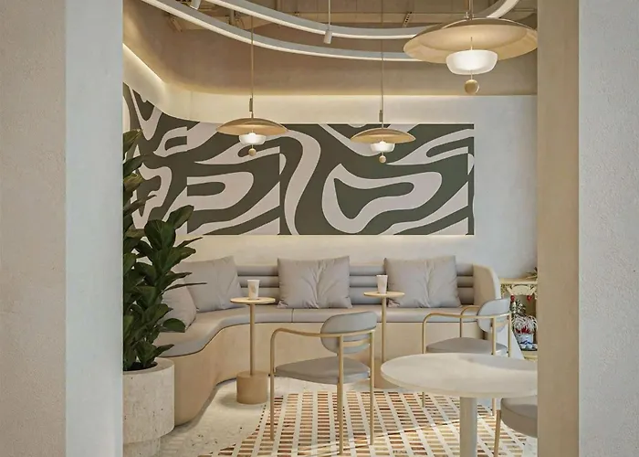 Eco Nest Hotel & Apartment