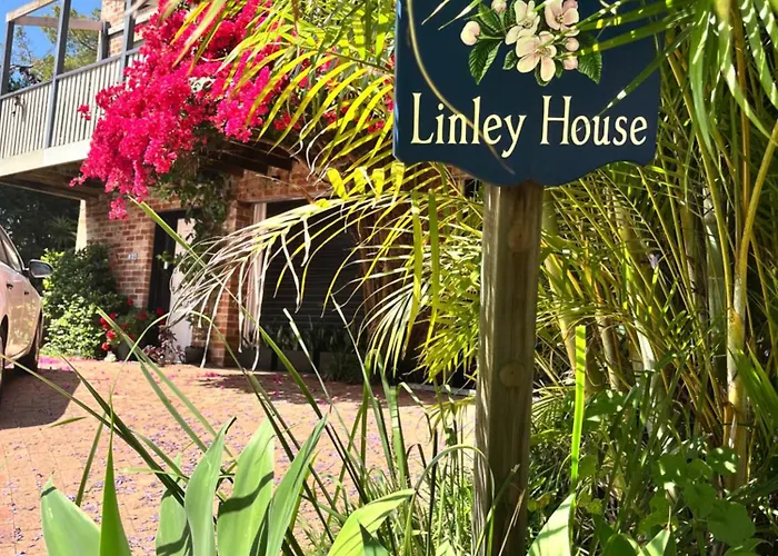 Bed and Breakfast Linley House