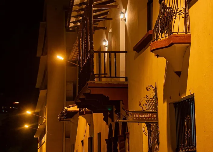 Central hotel: Hotel Boulevard Del Rio