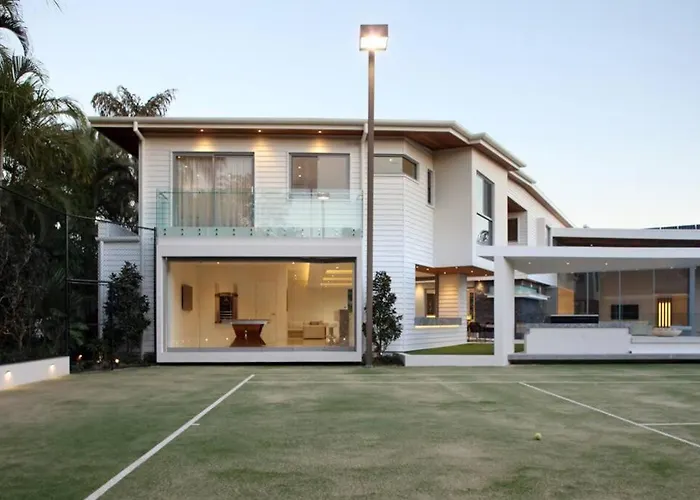 Racquet Retreat By Noosa Secret Destinations- Short Walk To Hastings Street