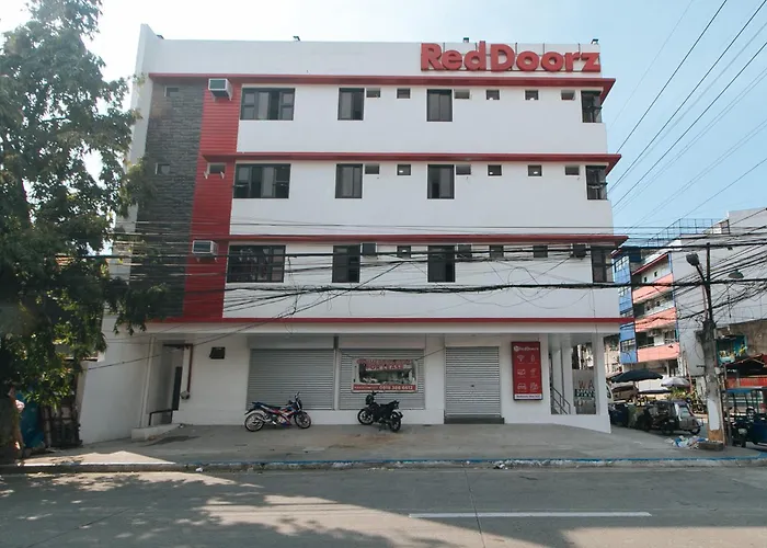Reddoorz Near Ust Sampaloc Manila