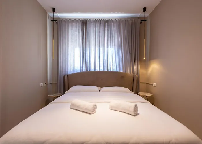 Garden Lake City Apartment'S