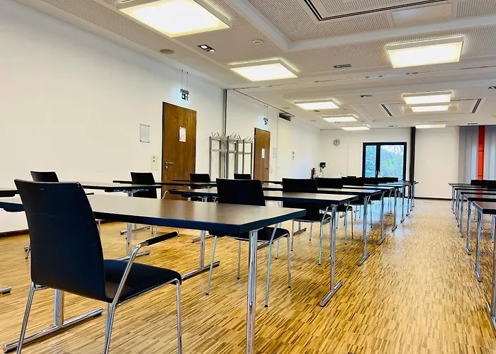 Herberge: Jugendherberge City-Hostel Köln-Riehl