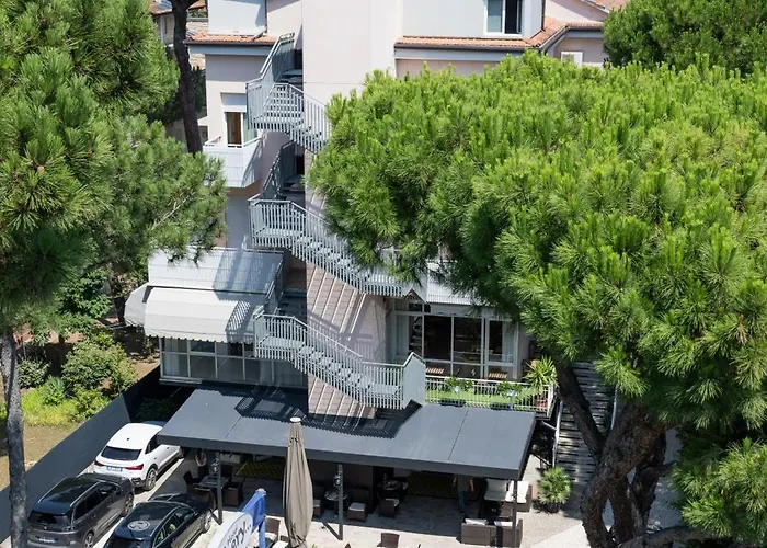 Hotel vicino al College: Hotel Chery