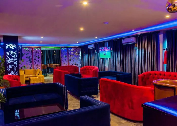 Cheap hotels House10 Luxury And Suites