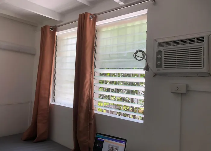 Hostel: Two Hearts Boarding Home