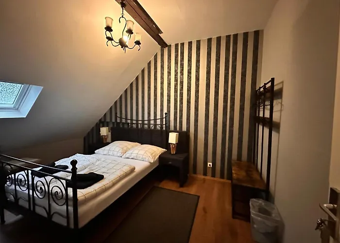  Adam'S - Self Check-In & Only Private Rooms