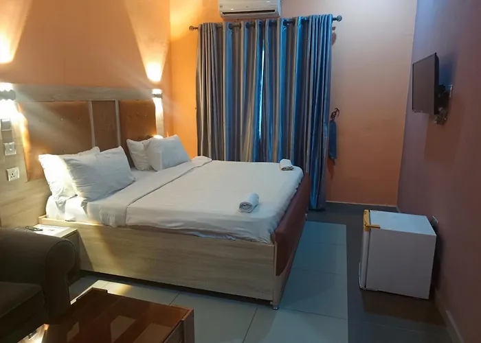 Fibis Hotel