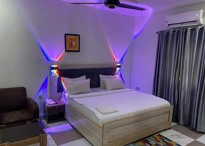 Fibis Hotel