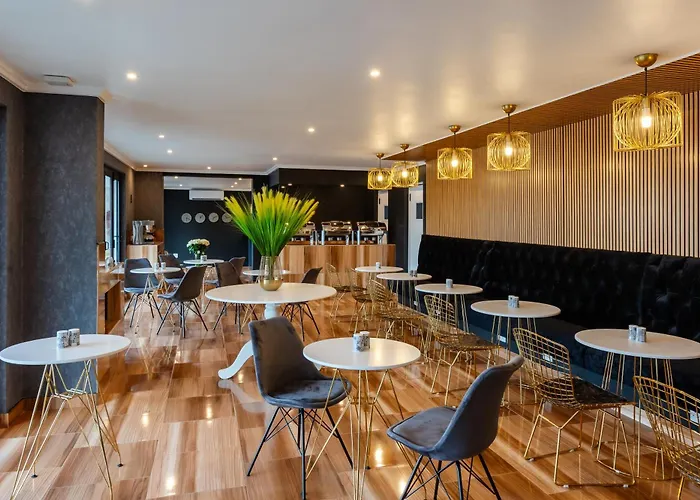 Bedfordview Hotel & Apartments